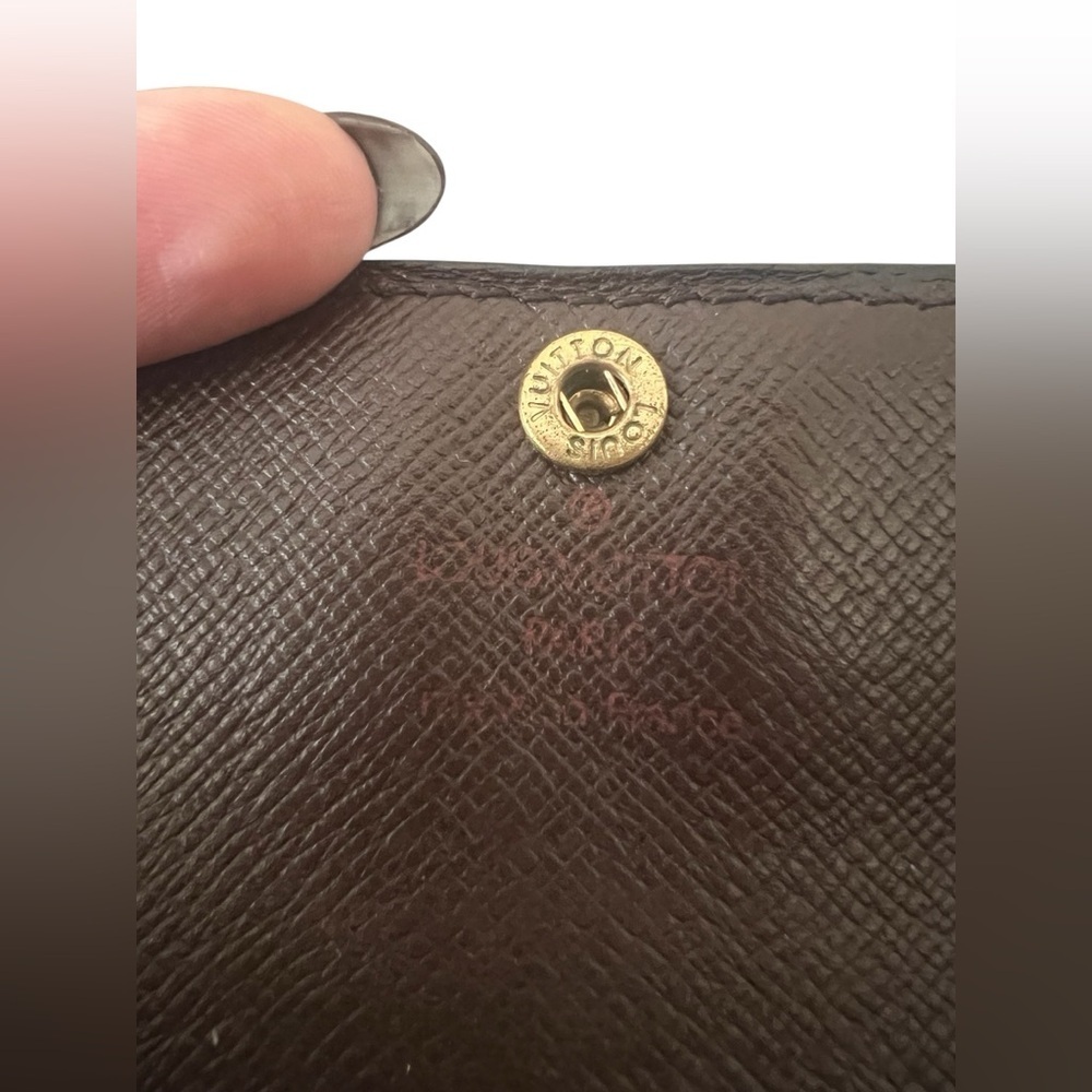 LOUIS VUITTON Damier Ebene Ludlow Wallet - Picture 11 of 13